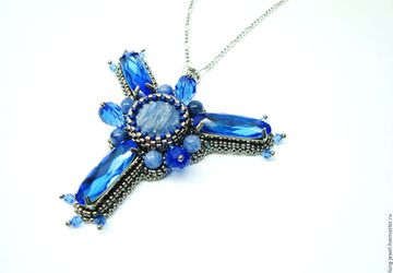 Синий кулон с кианитоми кристаллами Ледяная Королева