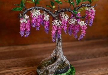 Дерево из бисера