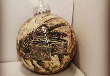 новогодний шар ретро