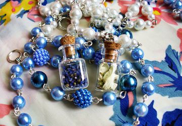 Бусы с сухоцветами