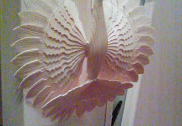 Птичка 15*15см,материал сосна,фигурные крылья.Вестница Любви ждёт своего друга!