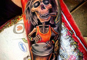 Веселый скелет