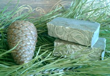 Натуральное мыло с ароматом лаванды