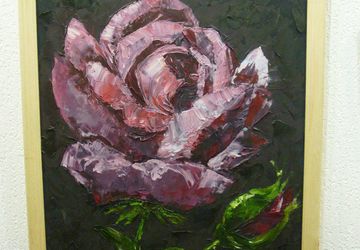 РОЗА НА ЧЕРНОМ ФОНЕ