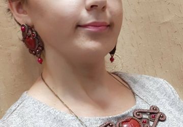 Комплект украшений из сутажа