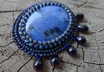 Брошь "Черничная полянка"