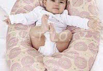 Подушки для сна и кормления.