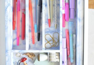 Органайзер для канцелярских принадлежностей.