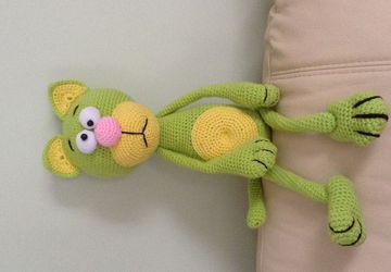 Грустный котик