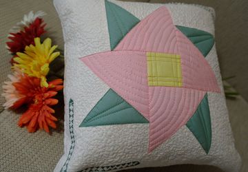 Подушка Яблоневый цвет