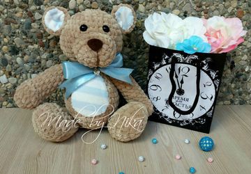 Мишка плюшевый