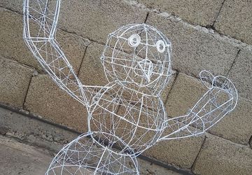 Скульптура из проволоки