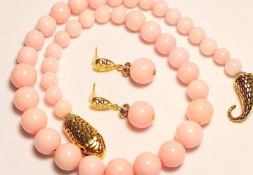 Колье жадеит