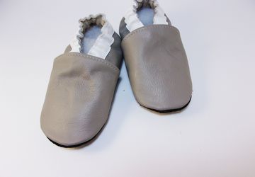 Кожаные тапочки - чешки