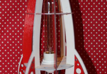 Космическая настольная лампа "Ракета".