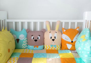 Бортики Зверушки в кроватку