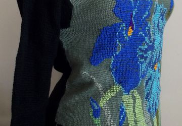 Пуловер "Ирисы" (вязание с вышивкой)