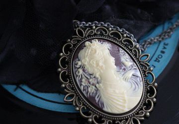 Винтажный кулон "Камея"