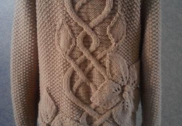 Пальто с объемными цветами, бежевое