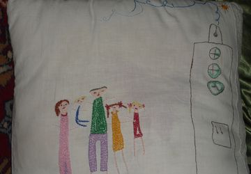 Домашняя ручная вышивка