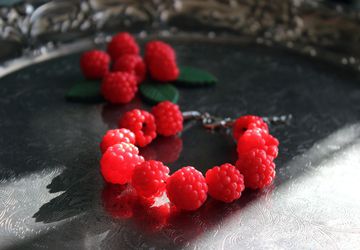 Браслет "Малинка" из полимерной глины