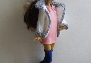 Белая кофта