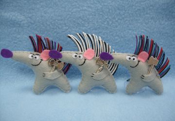 Веселые ежики