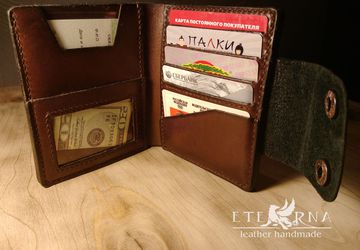 Большое портмоне под автодокументы.