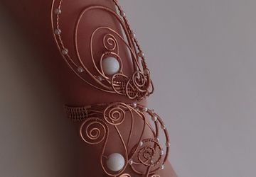 Браслет из меди с ониксом