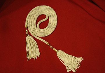 Бежевый жгут