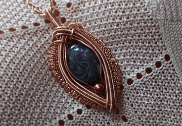 Кулон в стиле Wire wrapping