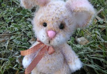 Милый зайчонок