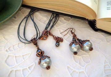 Кулон и серьги из жемчуга майорка и гематита