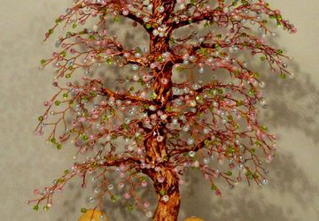 Деревце с малышами