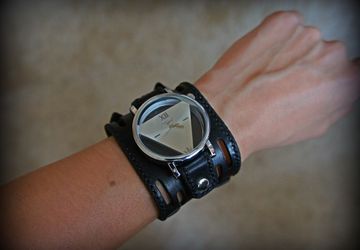 Часы наручные женские 