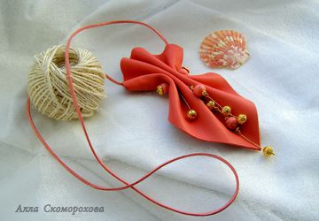 Колье "Коралловые волны"