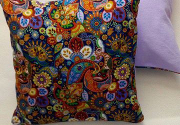 Интерьерная подушка