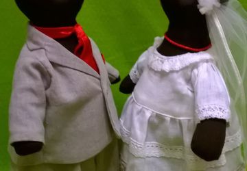 Молодожены