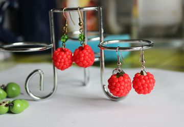 Серьги из полимерной глины "Малинка"
