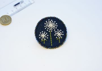 Брошь "Одуванчики"