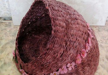 Домик для кошки или маленькой собачки