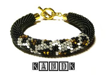 Стильный браслет "Лео"