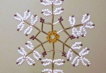 Снежинка из бисера своими руками