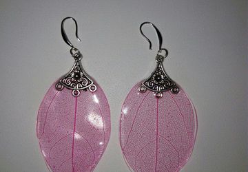 Серьги из скелетированного листа
