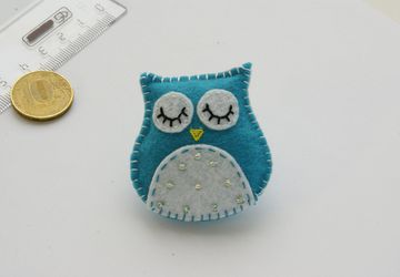 Брошь "Спящая совушка"