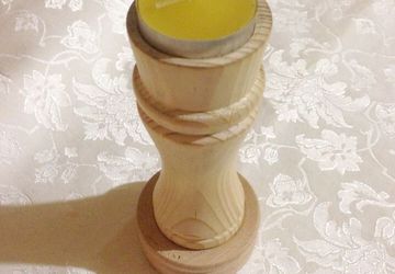 Подсвечник для декоративных плавающих свечей.