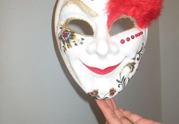 Мастер класс: делаем венецианские маски в технике декупаж