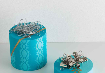 Органайзер для рабочего стола с магнитом.