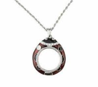 Lady Pendant Magnifier