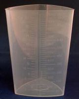 GRADUATE CLR TRNGL 32OZ 20EA/PK 10PK/CS MCK BRAND